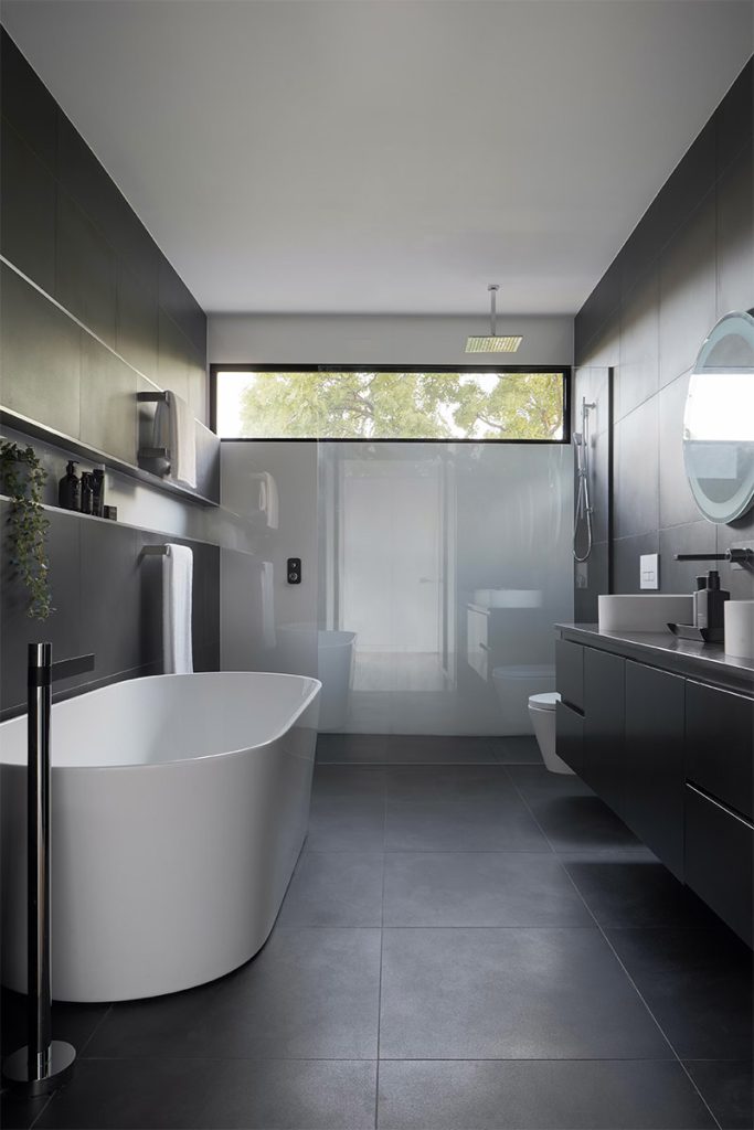 Ga jij voor een strakke moderne badkamer of tóch een hele andere stijl?