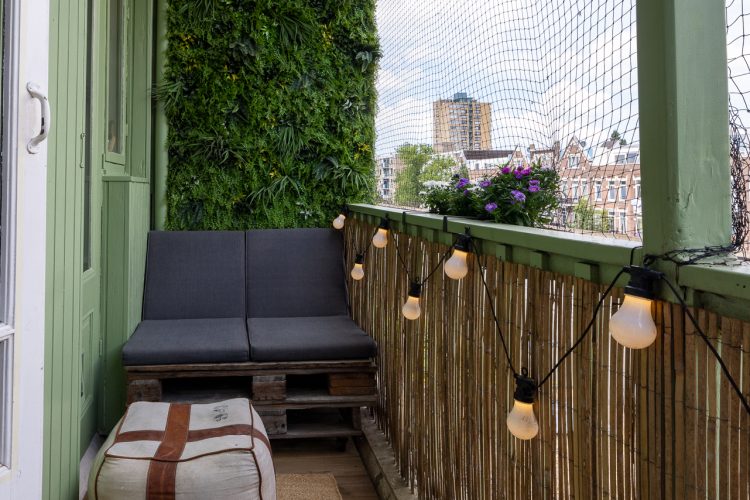 balkon inrichten netten duiven