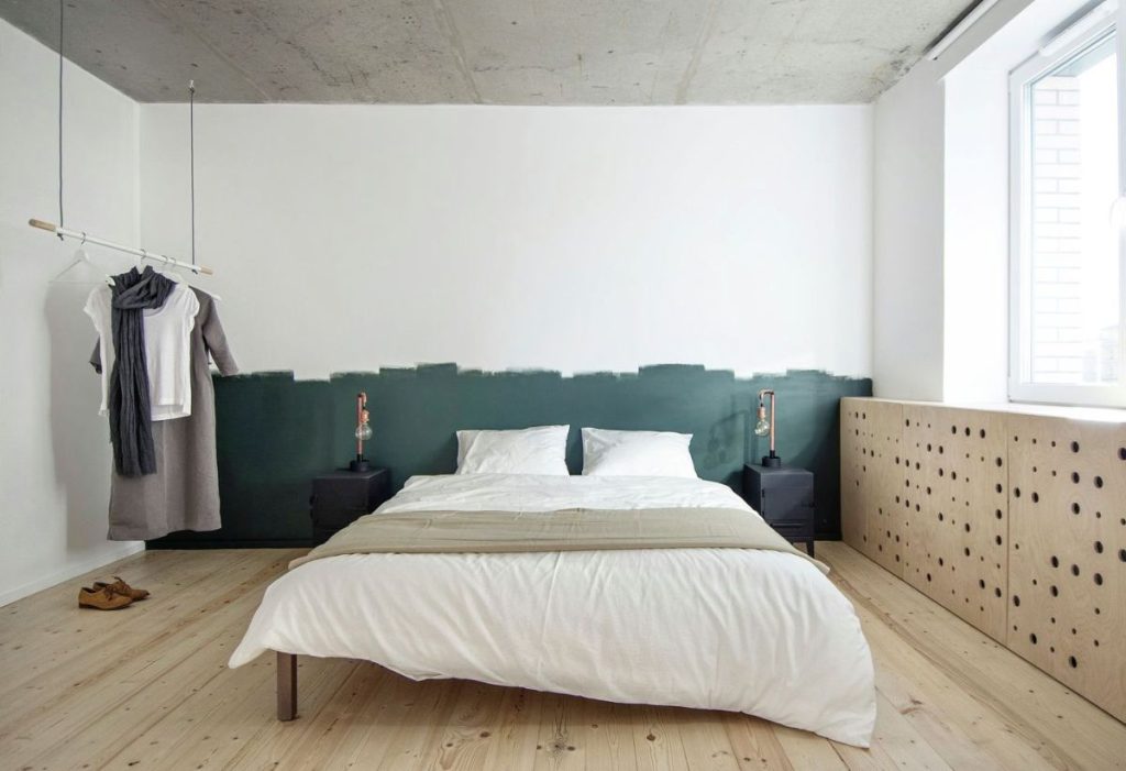Maar dit nonchalante speelse effect is ook super leuk in een stoere industriële slaapkamer. Maar dit nonchalante speelse effect is ook super leuk in een stoere industriële slaapkamer.