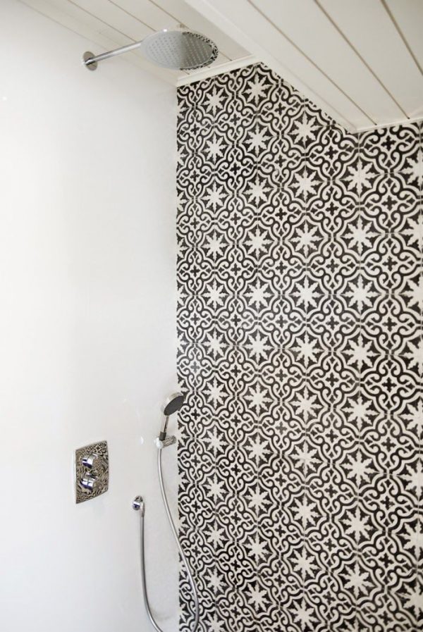 marokkaanse tegels badkamer